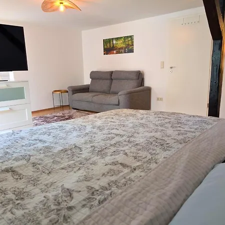 Διαμέρισμα Hofidyll - Ruhige 75qm Im Zentrum Mit Terrasse & Biergarten - Bis 6 Personen *